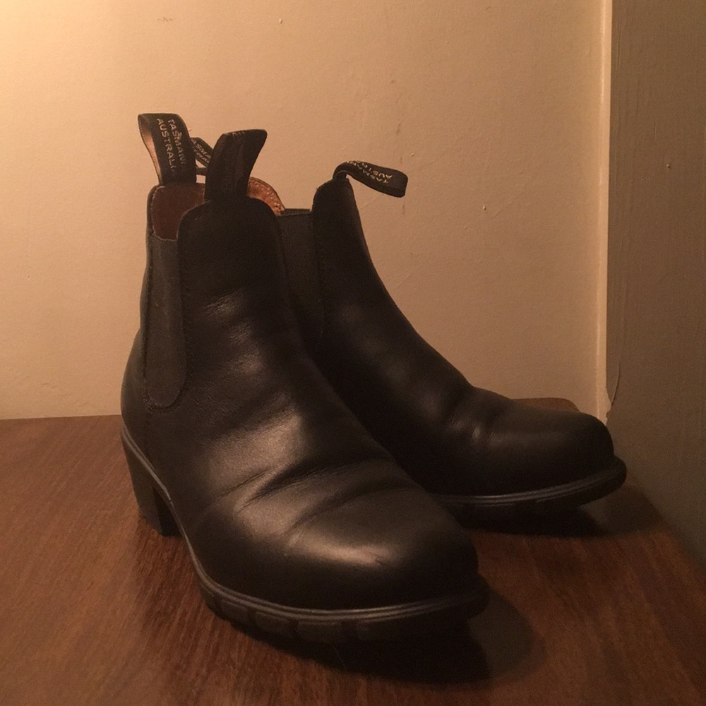 Blundstone Women’s Heeled Black Boot #1671